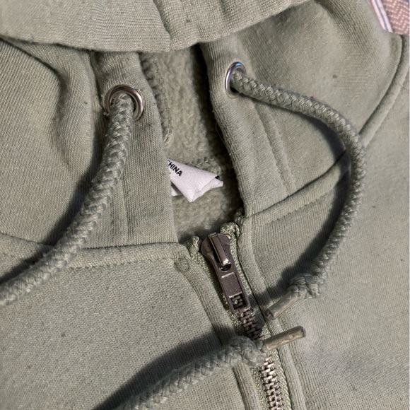 Sage green long sleeve zip up hoodie - Picture 4 of 7